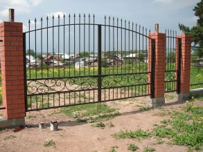 Забор с воротами и калиткой 60 метров